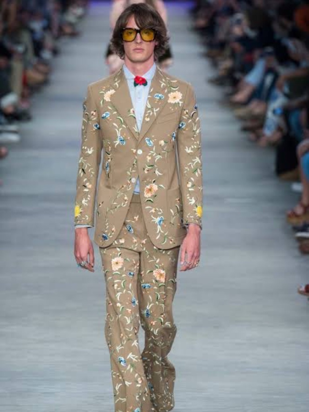 Gucci S/S 2016 Floral Embroidered Suit 7-46 R Jacket & 7-48 R Pants